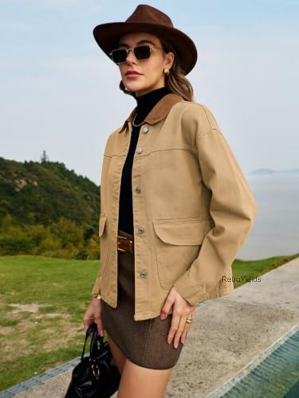 Oversized Denim Barn Jacket with Contrast Collar - Picture 4 of 7